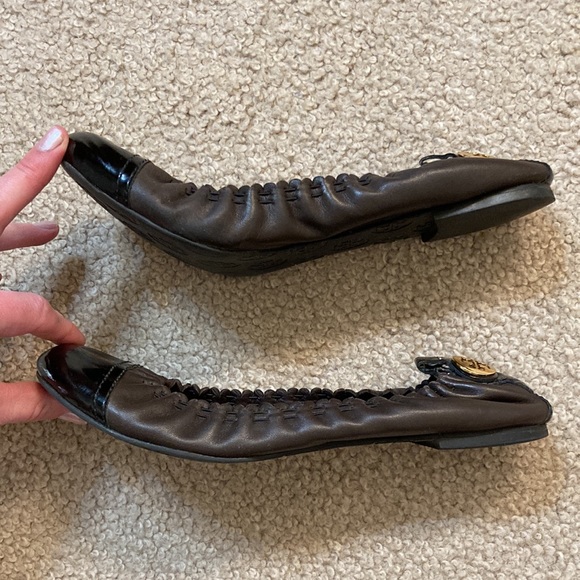 Tory Burch leather ballet flats with dust bag - Picture 4 of 12